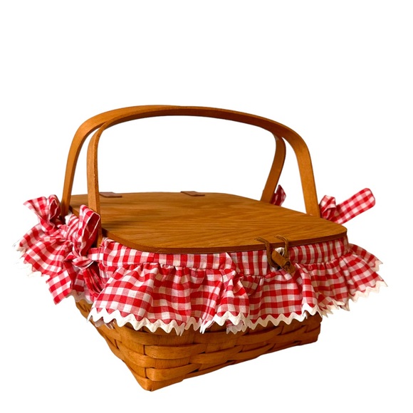 Longaberger Other Longaberger Basket Pie Cake Taker With Riser Red